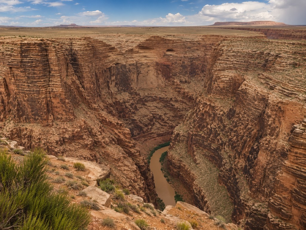 Grand Canyon — zakole Colorado